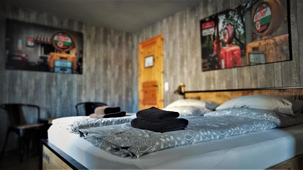 Roastineer Hotel Battenberg  Exteriér fotografie